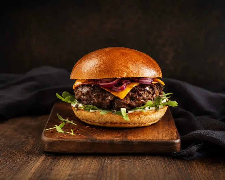 Hornoy Grill · le burger signature du restaurant Hornoy Grill à Hornoy-le-Bourg